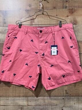 New With Tags Crown & Ivy Mens Coral Embroidered Flat Front Shorts Size 40